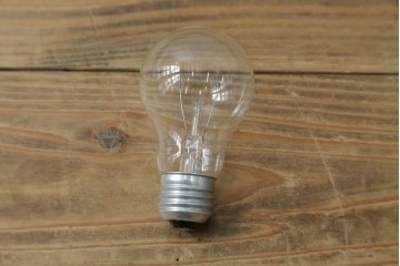 和製アンティーク　ぽってり丸みを帯びた乳白ガラスが可愛らしいペンダントライト　(R-084181)