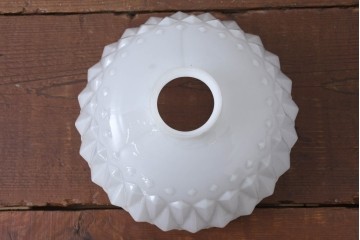 《引っ掛けシーリング式ペンダントライト加工費込み》　和製アンティーク　被せガラス　繊細なデザインが気品溢れる電笠　(R-084187)