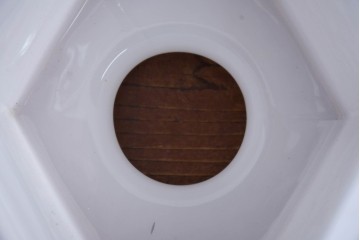 《引っ掛けシーリング式ペンダントライト加工費込み》　和製アンティーク　六角フォルムが美しいミルクガラスのぺンダントライト　(R-084194)