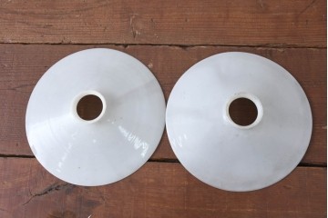 《引っ掛けシーリング式ペンダントライト加工費込み》　和製アンティーク　広がりフォルムが美しい平笠照明2個セット　(R-084198)