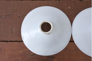 《引っ掛けシーリング式ペンダントライト加工費込み》　和製アンティーク　広がりフォルムが美しい平笠照明2個セット　(R-084199)