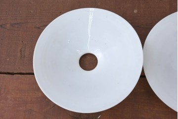 《引っ掛けシーリング式ペンダントライト加工費込み》　和製アンティーク　広がりフォルムが美しい平笠照明2個セット　(R-084199)