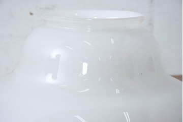 《引っ掛けシーリング式ペンダントライト加工費込み》　和製アンティーク　特大!!　昭和レトロなミルクガラスのペンダントライト　(R-084206)