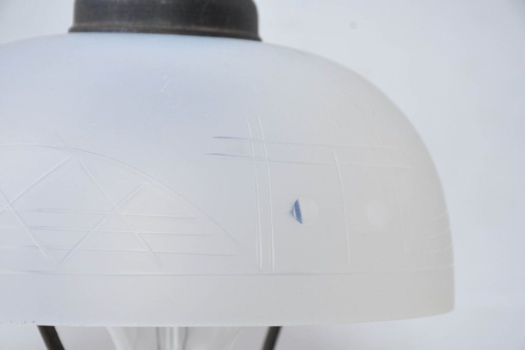 和製アンティーク 大正ロマン オパールセントの優しい色合いと切子が目を惹くテーブルスタンド(R-084211)