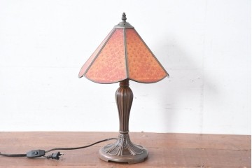 中古　レトロな色づかいが可愛らしいクラシックスタイルのテーブルスタンド　(R-084212)