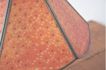 中古　レトロな色づかいが可愛らしいクラシックスタイルのテーブルスタンド　(R-084212)