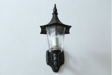 和製ビンテージ　気品漂うデザインが魅力的なアンティーク調のウォールランプ　(R-084214)