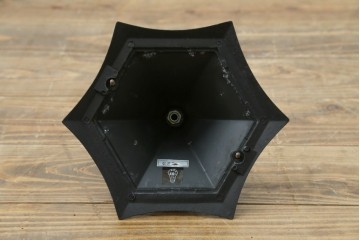 和製ビンテージ　気品漂うデザインが魅力的なアンティーク調のウォールランプ　(R-084214)