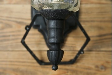 和製ビンテージ　気品漂うデザインが魅力的なアンティーク調のウォールランプ　(R-084214)