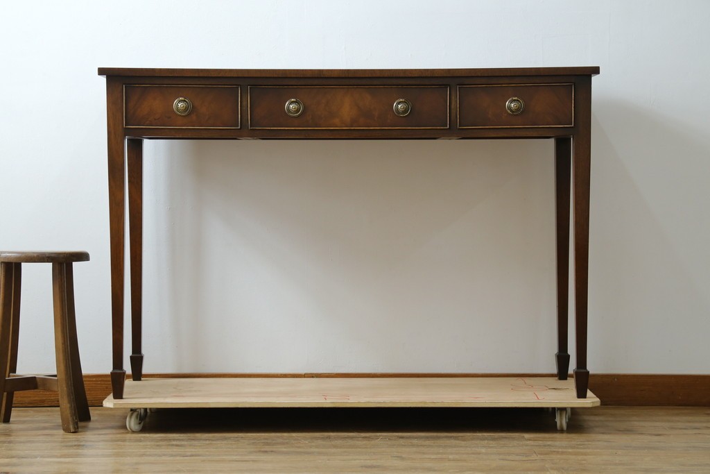 イギリスアンティーク　マホガニー材　収納引き出し付きのシンプルなコンソールテーブル　(R-084215)