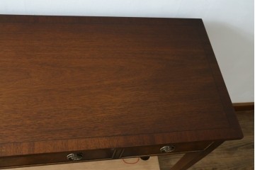 イギリスアンティーク　マホガニー材　収納引き出し付きのシンプルなコンソールテーブル　(R-084215)