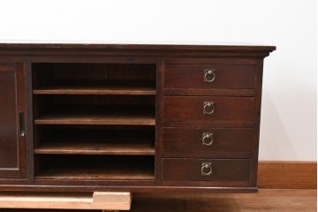 和製アンティーク　希少デザイン!!　古い商家で使われていた作りの良い帳場ローボード　(R-084217)