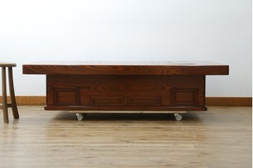 中古　超美品　総欅(ケヤキ)材　漆塗り　趣ある木目が美しい大振りな囲炉裏テーブル　(R-084221)