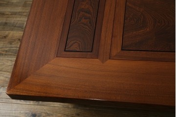 中古　超美品　総欅(ケヤキ)材　漆塗り　趣ある木目が美しい大振りな囲炉裏テーブル　(R-084221)