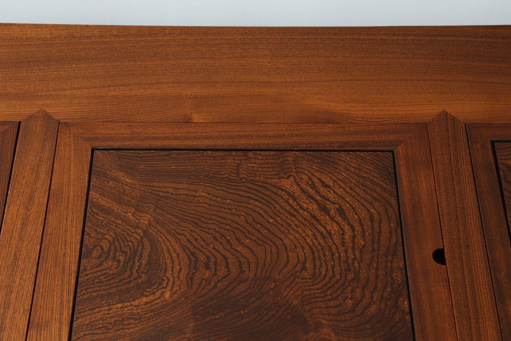 中古　超美品　総欅(ケヤキ)材　漆塗り　趣ある木目が美しい大振りな囲炉裏テーブル　(R-084221)