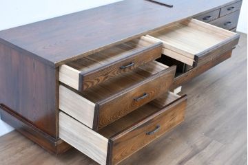 中古　美品‼　国産職人手作り品　内部桐材の上質なローボード(テレビ台、テレビボード、サイドボード、リビングボード、収納棚)(R-084222)
