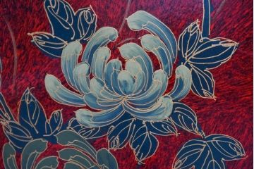 アジアンビンテージ　華やかなシノワズリ装飾と麻の葉をあしらった繊細な意匠が素敵!六角フォルムの照明付きガラスキャビネット(ガラスケース、ショーケース、ディスプレイケース、キュリオケース、飾り棚、陳列棚、収納棚、ヴィンテージ)(R-084223)