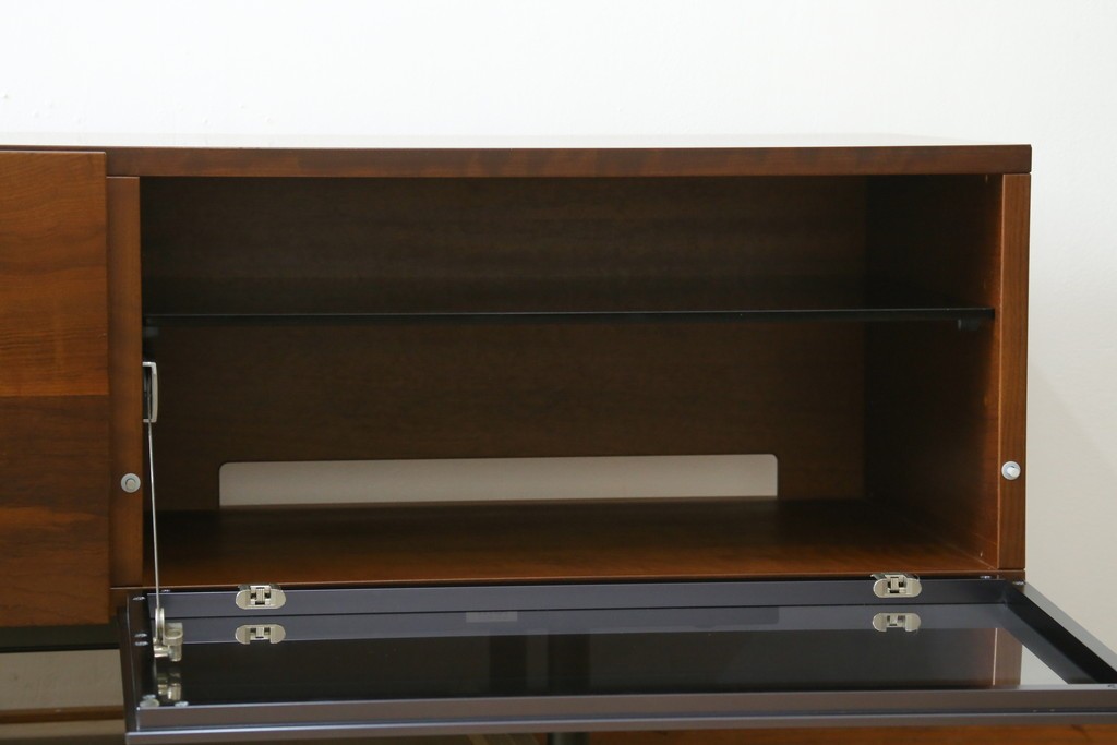 中古　美品　Cassinaixc.(カッシーナイクスシー)　BREATH(ブレス)シアターボード　(R-084226)