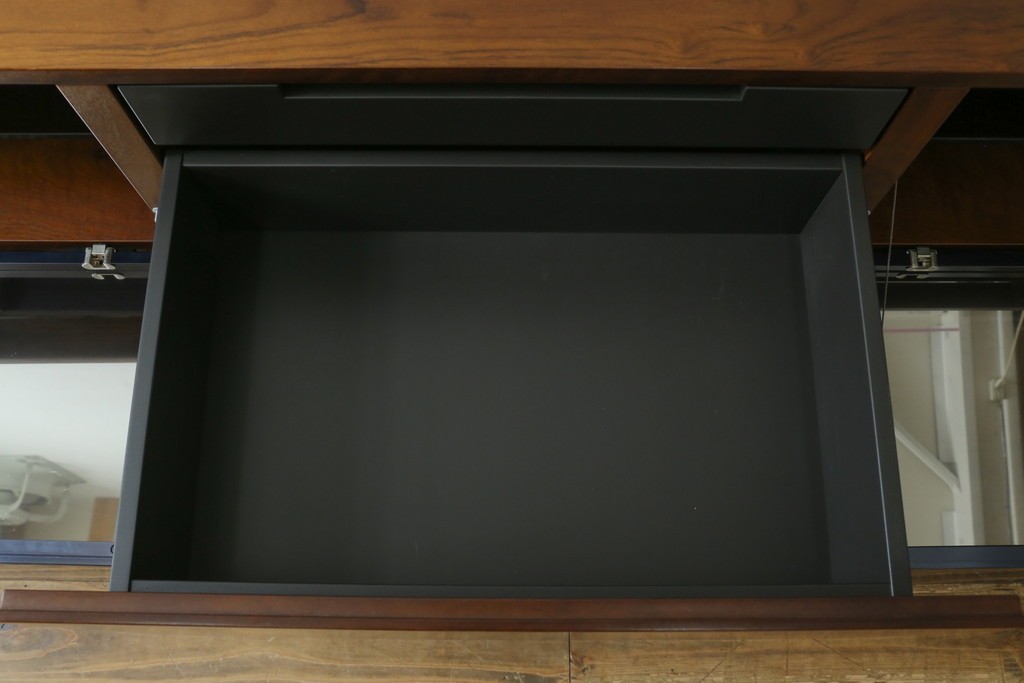 中古　美品　Cassinaixc.(カッシーナイクスシー)　BREATH(ブレス)シアターボード　(R-084226)