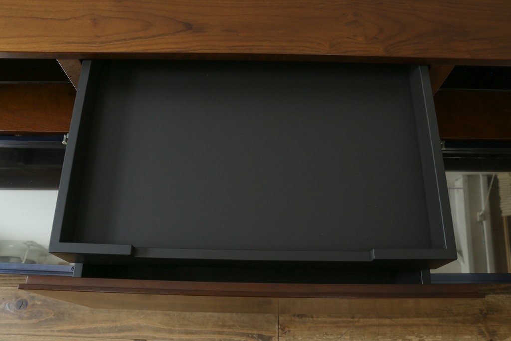 中古　美品　Cassinaixc.(カッシーナイクスシー)　BREATH(ブレス)シアターボード　(R-084226)