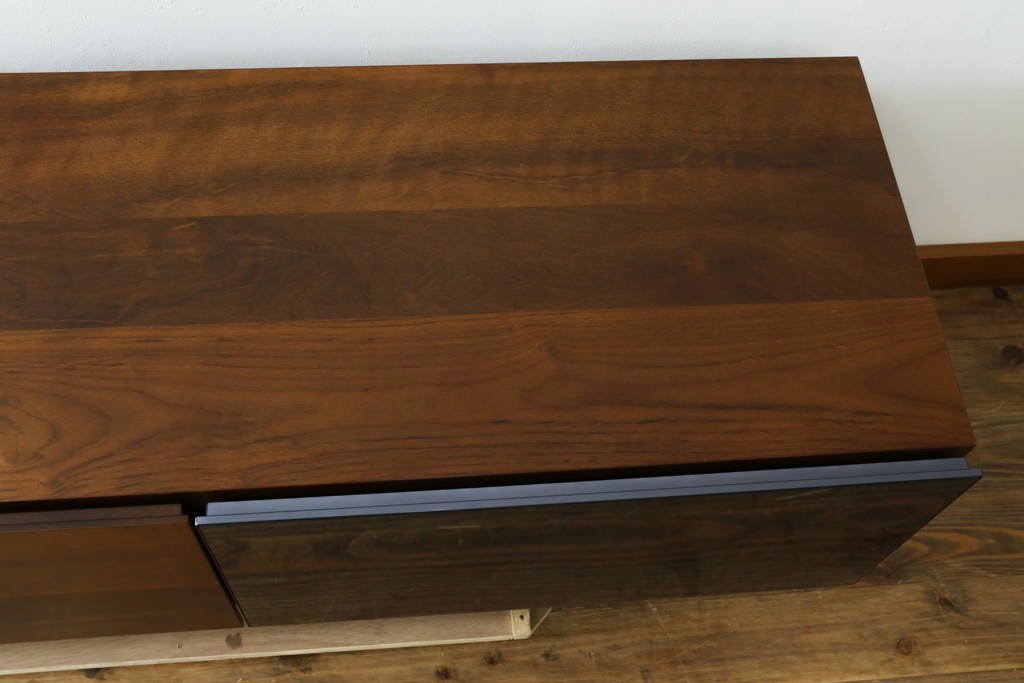 中古　美品　Cassinaixc.(カッシーナイクスシー)　BREATH(ブレス)シアターボード　(R-084226)