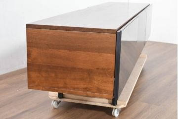 中古　美品　Cassinaixc.(カッシーナイクスシー)　BREATH(ブレス)　洗練されたモダンデザインが素敵なシアターボード(テレビ台、テレビボード、リビングボード、ローボード、収納棚、戸棚)(R-084226)