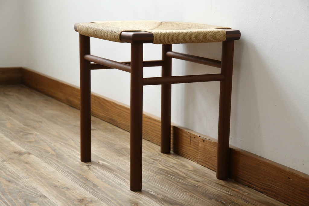 中古　美品　ドモク堂　ペーパーコード　自然で温かみのある雰囲気が魅力のスツール　(R-084227)