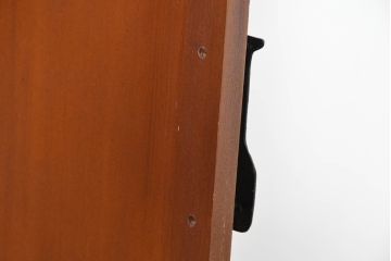 中古　美品　希少デザイン‼　大人の遊び心をくすぐるワインラック付きのボート型キャビネット(収納棚、戸棚、飾り棚、陳列棚、食器棚)(R-084228)