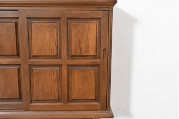 中古　美品‼　希少な廃番品‼　カリモク家具(karimoku)　COLONIAL(コロニアル)シリーズ　シンプルながらも品のある佇まいが美しい下駄箱(玄関ボード、収納棚、戸棚、シューズボックス、靴箱、キャビネット)(R-084233)