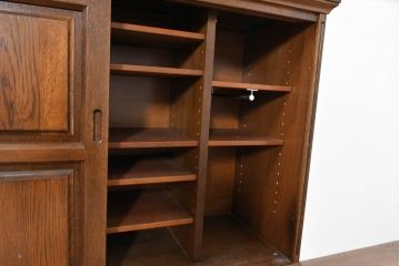 中古　美品‼　希少な廃番品‼　カリモク家具(karimoku)　COLONIAL(コロニアル)シリーズ　シンプルながらも品のある佇まいが美しい下駄箱(玄関ボード、収納棚、戸棚、シューズボックス、靴箱、キャビネット)(R-084233)