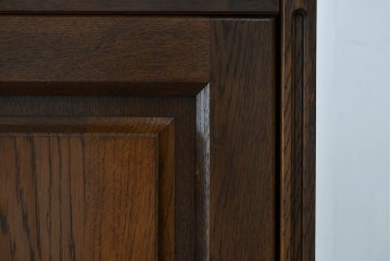 中古　美品!!　希少な廃番品!!　カリモク家具(karimoku)　COLONIAL(コロニアル)シリーズ　シンプルながらも品のある佇まいが美しい下駄箱　(R-084233)