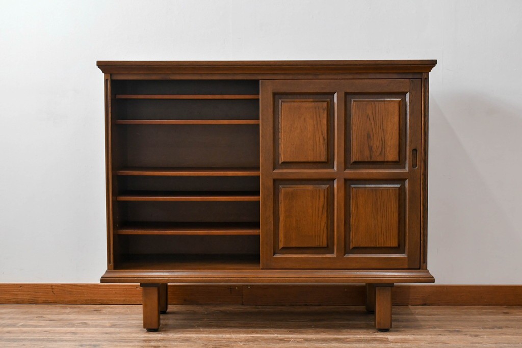 中古　美品!!　希少な廃番品!!　カリモク家具(karimoku)　COLONIAL(コロニアル)シリーズ　シンプルながらも品のある佇まいが美しい下駄箱　(R-084233)