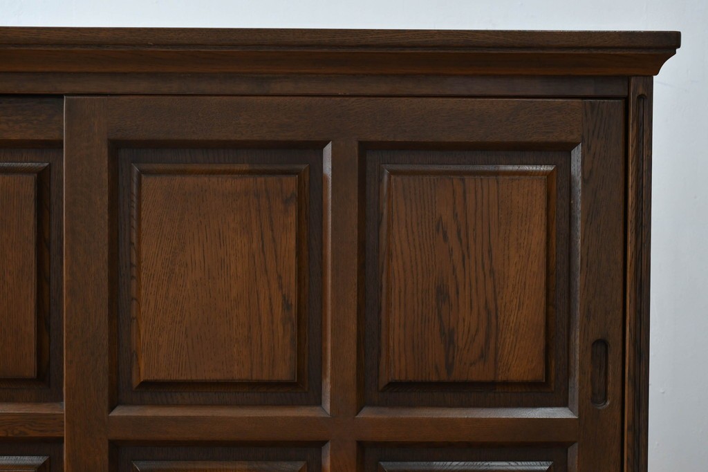 中古　美品!!　希少な廃番品!!　カリモク家具(karimoku)　COLONIAL(コロニアル)シリーズ　シンプルながらも品のある佇まいが美しい下駄箱　(R-084233)