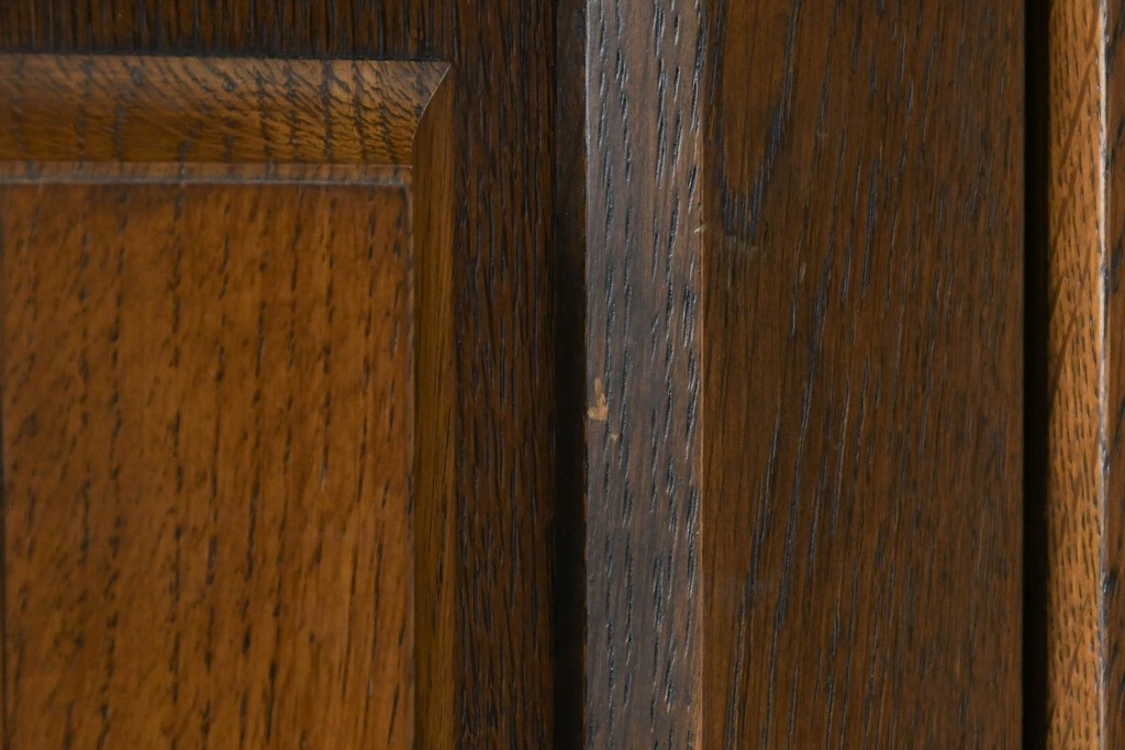 中古　美品!!　希少な廃番品!!　カリモク家具(karimoku)　COLONIAL(コロニアル)シリーズ　シンプルながらも品のある佇まいが美しい下駄箱　(R-084233)