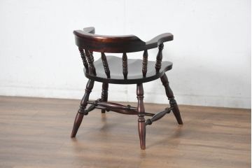 中古　美品　国産職人手作り　カバ材　品でクラシカルな佇まいがお洒落なキャプテンチェア4脚セット(アームチェア、ダイニングチェア、板座チェア、椅子、イス、バラ売り可能)(R-084236)