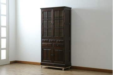 中古　北海道民芸家具　HM160K　美しい木肌とシックな佇まいが魅力的なキャビネット　(R-084237)