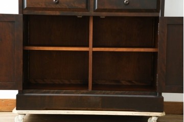 中古　北海道民芸家具　HM160K　美しい木肌とシックな佇まいが魅力的なキャビネット　(R-084237)