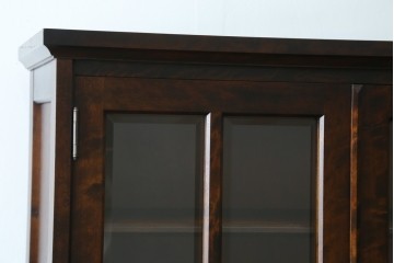 中古　北海道民芸家具　HM160K　美しい木肌とシックな佇まいが魅力的なキャビネット　(R-084237)