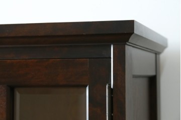 中古　北海道民芸家具　HM160K　美しい木肌とシックな佇まいが魅力的なキャビネット　(R-084237)