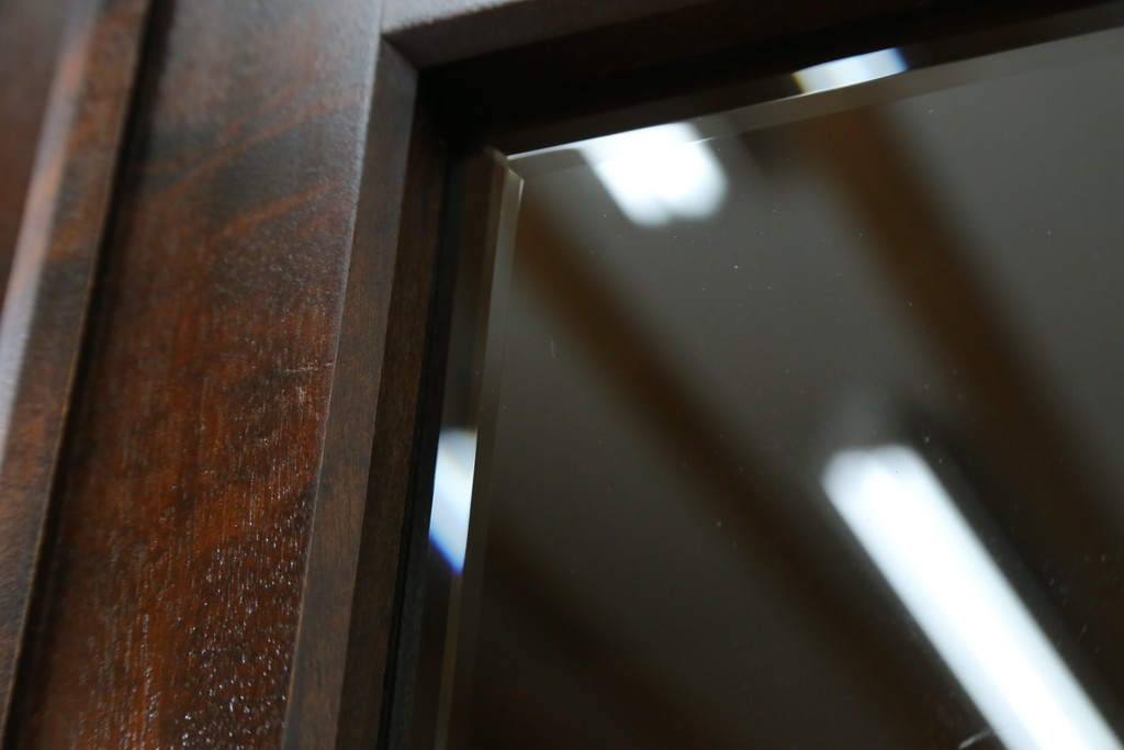 中古　北海道民芸家具　HM160K　美しい木肌とシックな佇まいが魅力的なキャビネット　(R-084237)