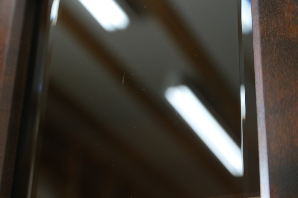 中古　北海道民芸家具　HM160K　美しい木肌とシックな佇まいが魅力的なキャビネット　(R-084237)