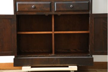 中古　北海道民芸家具　HM160K　美しい木肌とシックな佇まいが魅力的なキャビネット(食器棚、収納棚、戸棚、カップボード、飾り棚、本箱、バラ売り可能)(R-084237)