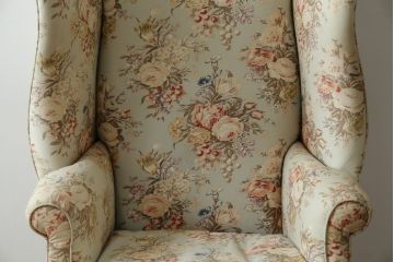 アメリカビンテージ　Ralph Lauren Home(ラルフローレン ホーム)　優雅な花柄とくつろぎの時間を叶えるウィングバックチェア(ウイングバックチェア、ラウンジチェア、一人掛けチェア、1人掛け、1P、ヴィンテージ)(R-084241)