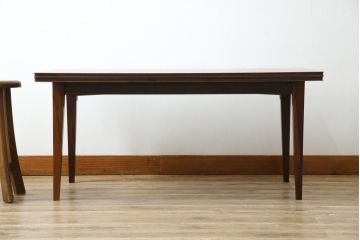 デンマークビンテージ　美しい木目が印象的なローズウッド材のエクステンションセンターテーブル(ローテーブル、ドローリーフテーブル、リビングテーブル、北欧、ヴィンテージ)(R-084242)