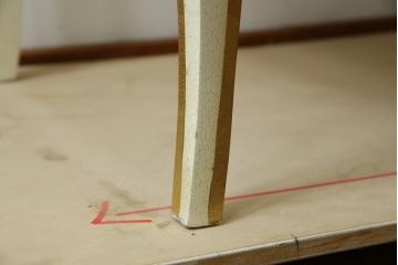 中古　美品　イタリア高級家具　ノバパルク(NOVAPLAK)　ロココ調の装飾がかわいらしいライティングビューロー(机、デスク、在宅用、在宅ワーク用、ワークデスク、引き出し)(定価約97万円)(R-084246)