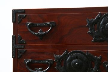 和製ビンテージ　職人手作り　工芸家具　三方欅(ケヤキ)材　美しい木地呂塗りの仙台小箪笥(仙台箪笥、衣装箪笥、収納箪笥、引き出し、ヴィンテージ)(R-084247)