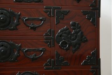 和製ビンテージ　職人手作り　工芸家具　三方欅(ケヤキ)材　美しい木地呂塗りの仙台小箪笥(仙台箪笥、衣装箪笥、収納箪笥、引き出し、ヴィンテージ)(R-084247)