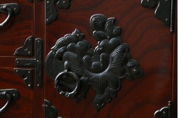 和製ビンテージ　職人手作り　工芸家具　三方欅(ケヤキ)材　美しい木地呂塗りの仙台小箪笥(仙台箪笥、衣装箪笥、収納箪笥、引き出し、ヴィンテージ)(R-084247)