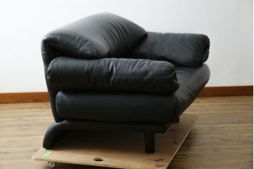 中古　美品　展示品　Poltromec(ポルトロメック)社　ジェミニシリーズ　レザー(本革)　1人掛けソファ(一人掛け、1Pソファ)(定価約30万円)(R-084249)