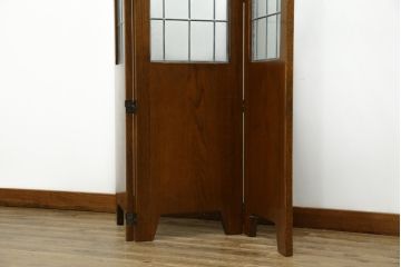 中古　美品　希少な廃番品　カントリーハウス　三連　クラシックな雰囲気と高級感のあるデザインが素敵なステンドグラス入りパーテーション(三越家具、衝立て、つい立て、3連、スクリーン)(R-084250)